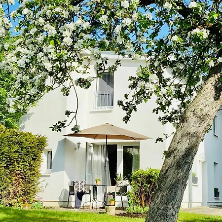Brise Gartenhaus Brunnenstrasse App 05 Apartament